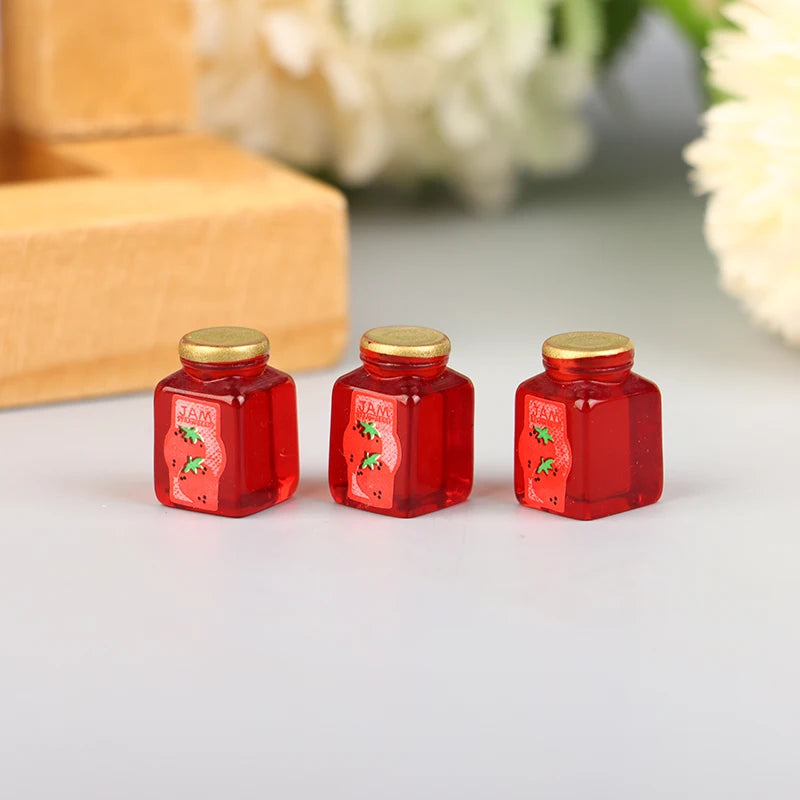 5Pcs 1/12 Dollhouse Strawberry Sauce Jam Jar Dollhouse Miniature Kitchen Food Accessories Dolls House Decorations Toys
