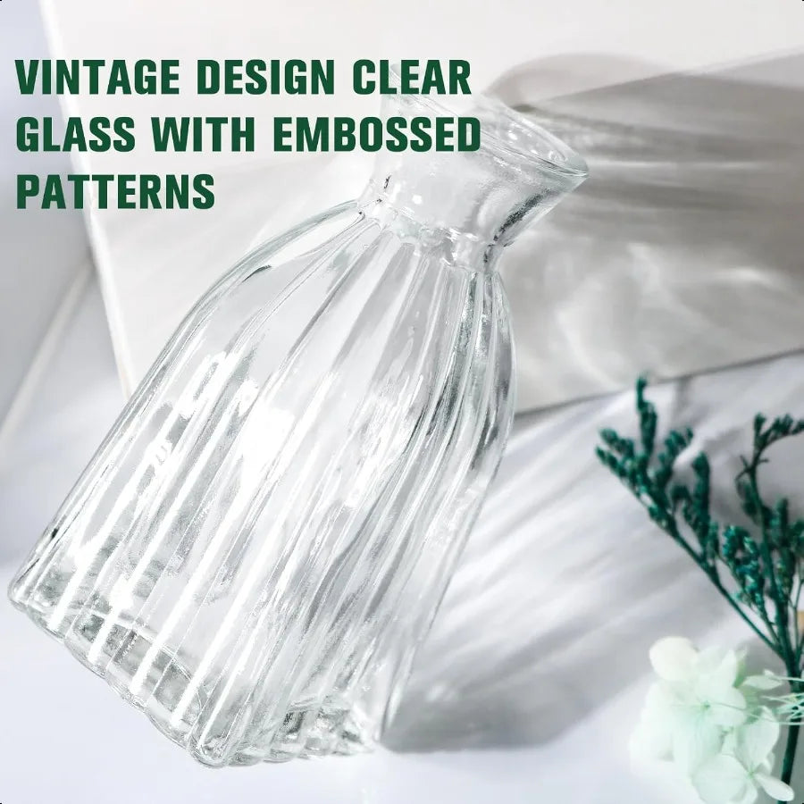 Glass Bud Vases Set of 4 4 Sizes of Small Flower Vase for Party or Home Table Decorations